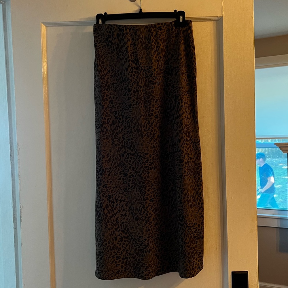 Cheetah print pencil skirt